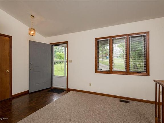 4th image of 1801 Oldham Pl
