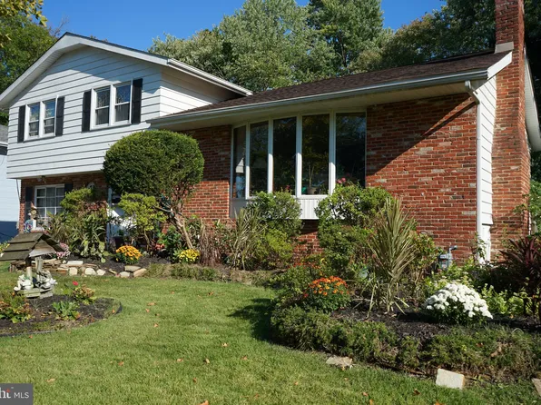 817 Orlando Rd, Cherry Hill, NJ 08034