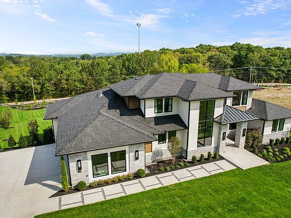 3rd image of 7132 Bonterra Dr