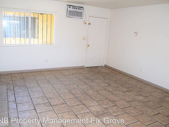 4th image of 8026 Albany Dr