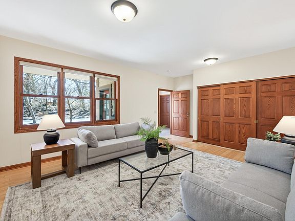5th image of 2019 Franklin Ave SE