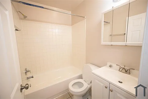 73 Forrester St SW #1 — Photo 5