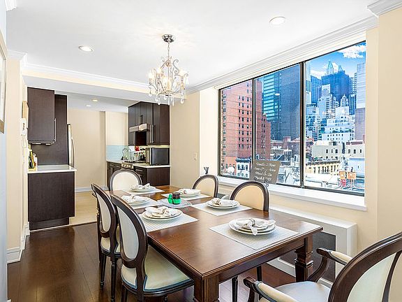 3rd image of 301 E 52nd St Unit Pha