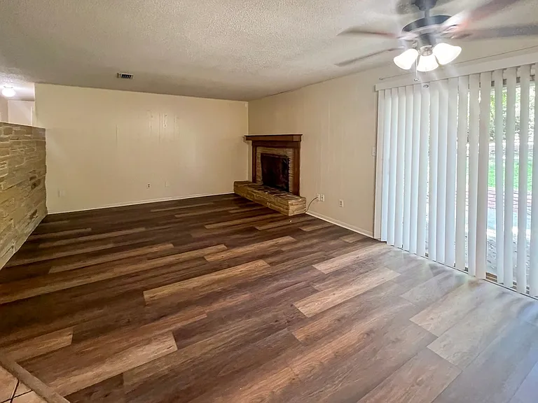 3524 NW 12th Ave — Photo 10