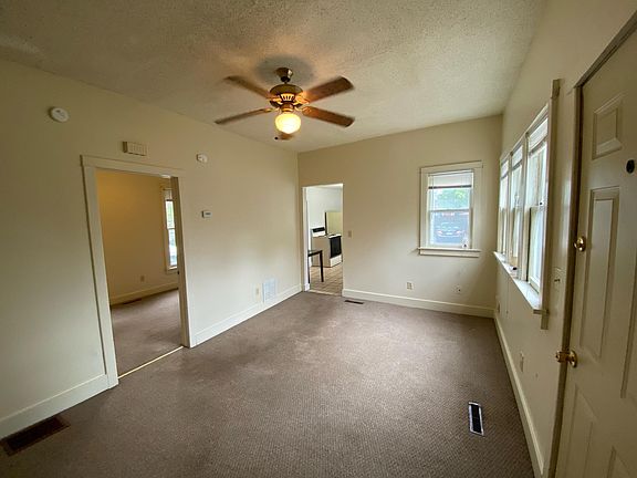 5th image of 520 Oak St #1