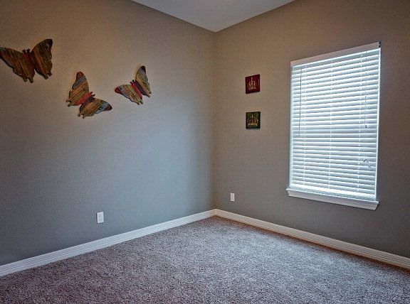 2nd image of 110 Teakwood Dr