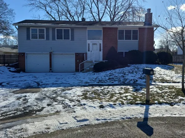 2 Willow Ct, Bolingbrook, IL 60440