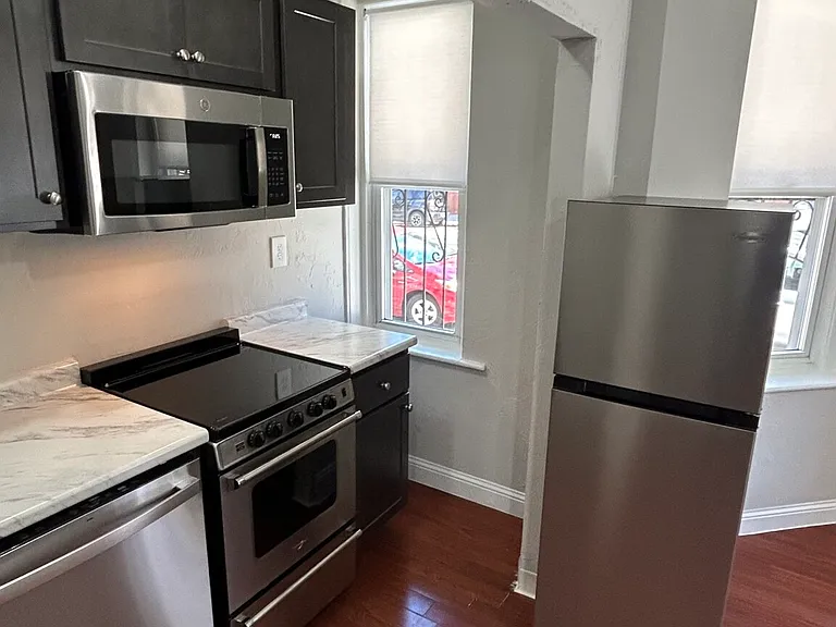 75 S Huntington Ave #1 — Photo 6