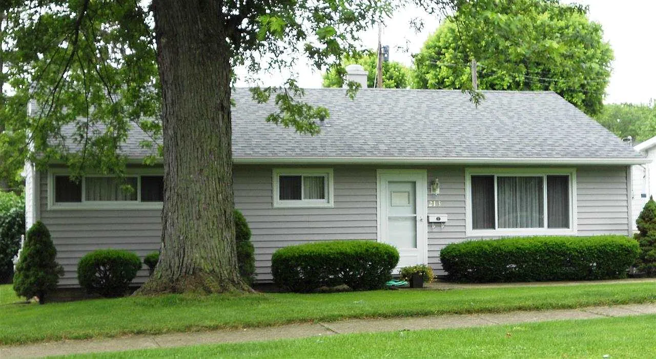 213 W Highland Ave photo 1
