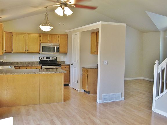 3rd image of 2034 Chancery Dr