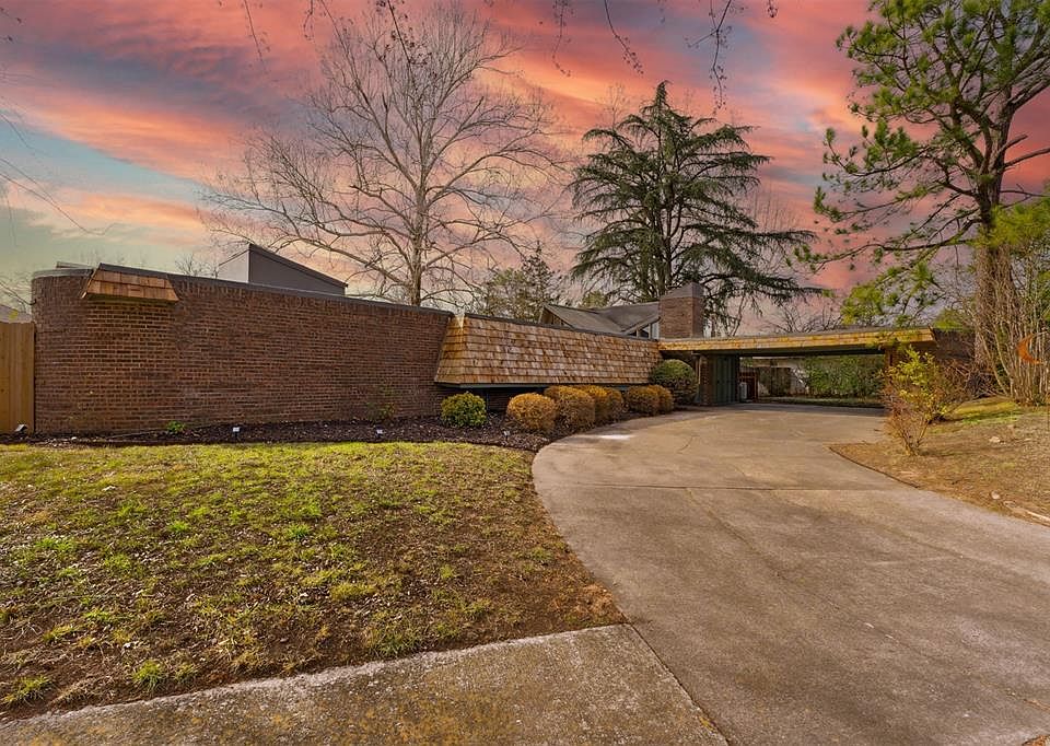1st image of 2518 Acacia Ct