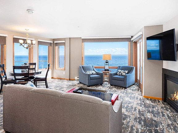 5th image of 2100 Water St #207A