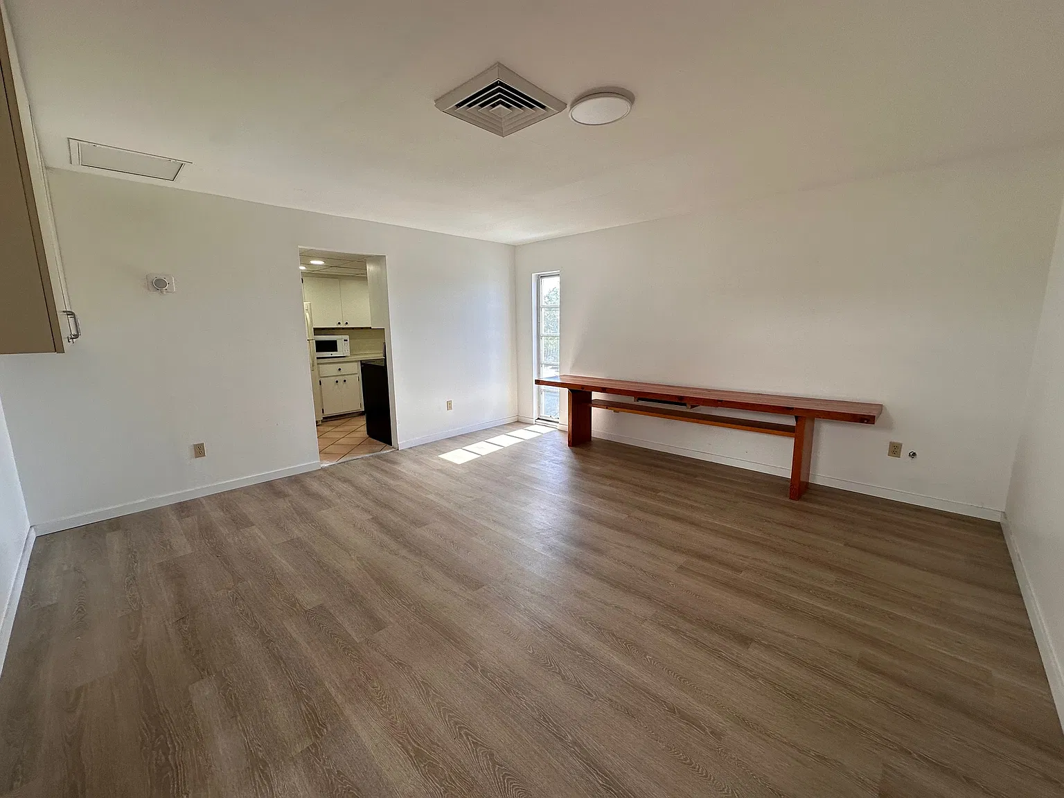 2 bed, 1500 sqft, $1,800 — Photo 4