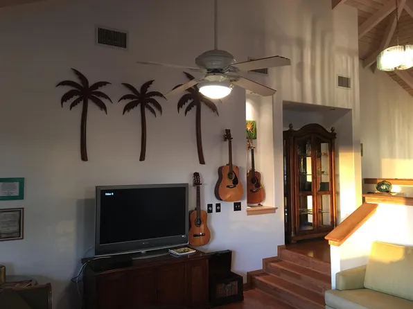 3863 Mahinahina St #1, Lahaina, HI 96761