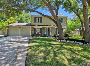 2203 Shady Rock Cir, San Antonio, TX 78231