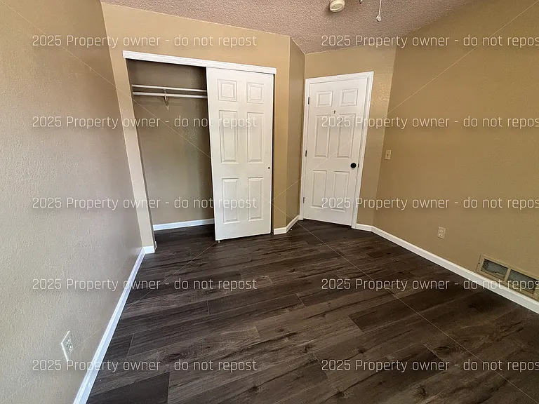 2010 S Xenia Way — Photo 40