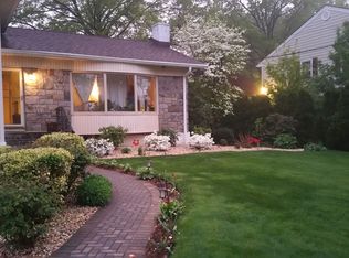 80 Sussex Rd, New Rochelle, NY 10804