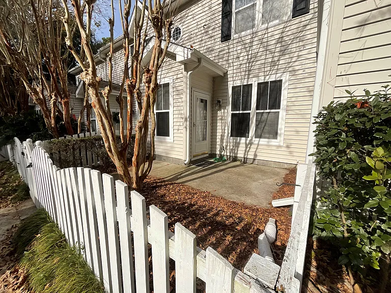 5813 Wrightsville Ave #105 — Photo 17