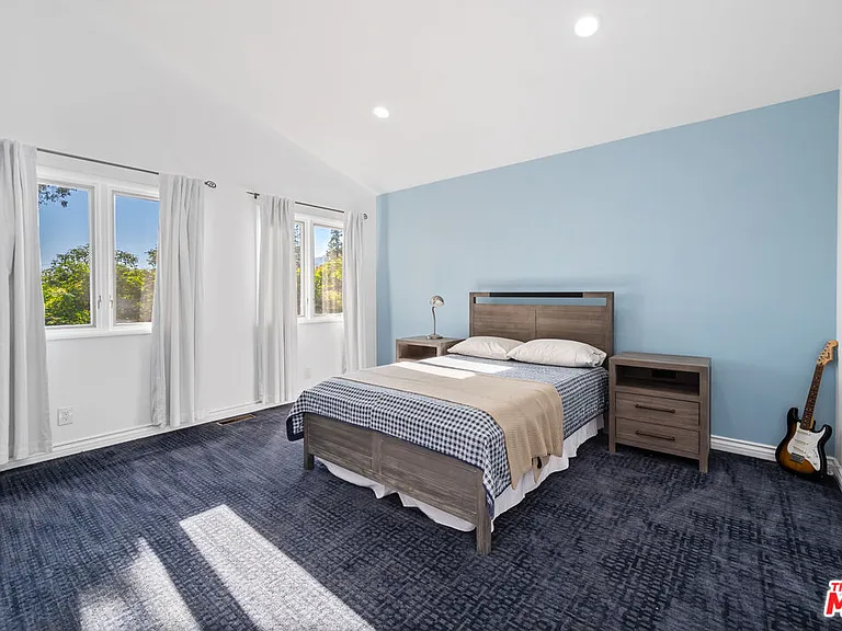 34136 Mulholland Hwy — Photo 30