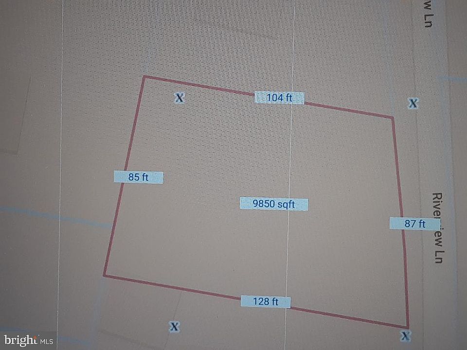 1st image of 2030 Riverview Ln