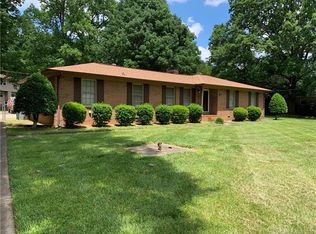 3109 Tiverton Pl, Charlotte, NC 28215