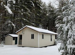 21 Meldrum Rd, Kingfield, ME 04947