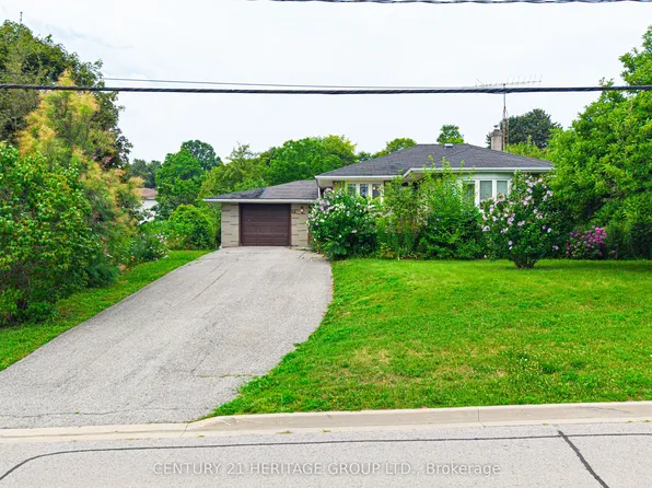 270 Walker Ave, Bradford West Gwillimbury, ON L3Z 1Y6