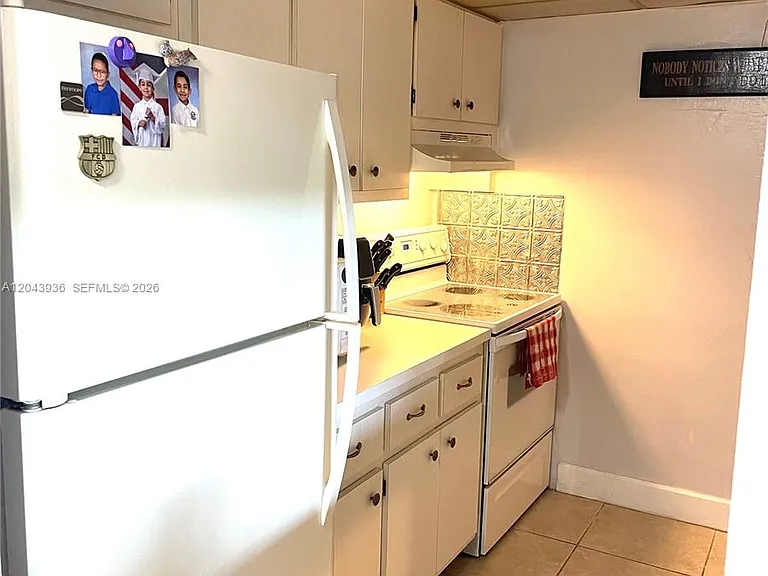 7477 SW 82nd St #C318 — Photo 2