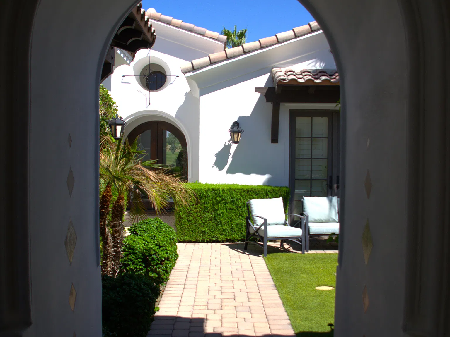 4 bed, 3177 sqft, $15,000 — Photo 2