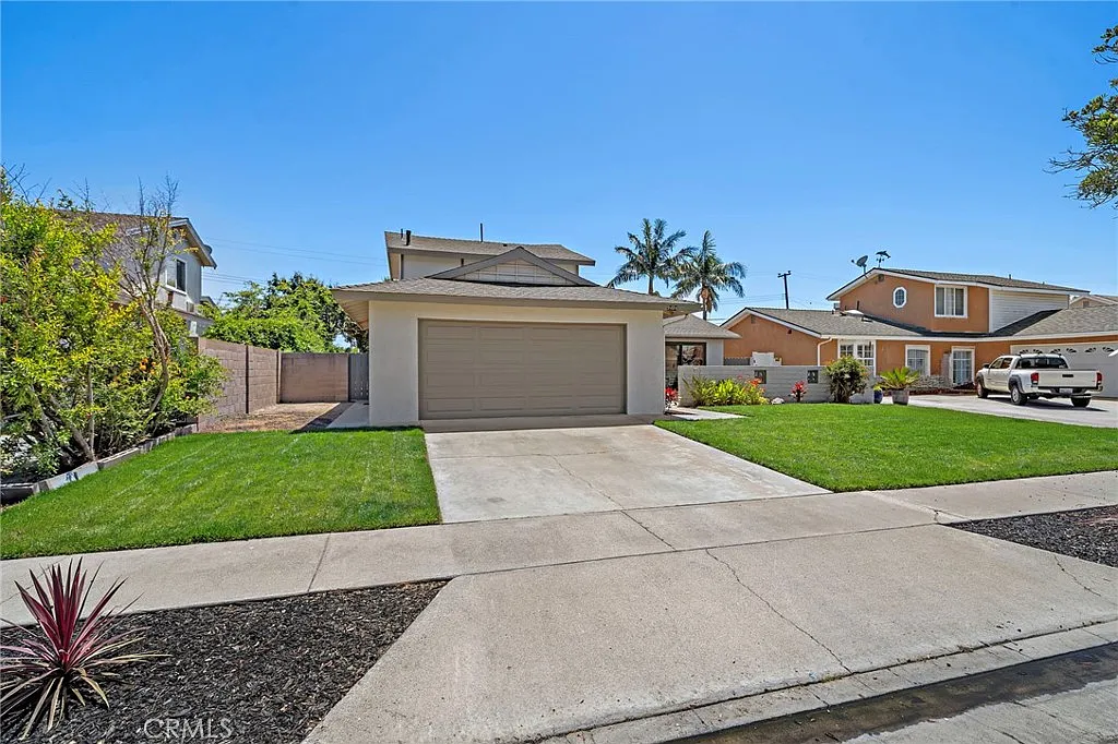 4 bed, 2.5 bath, 1875 sqft, $4,999 — Photo 3