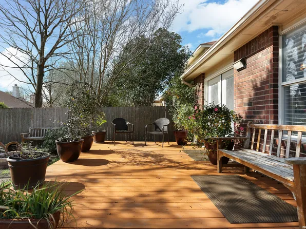 5858 Creekway, San Antonio, TX 78247