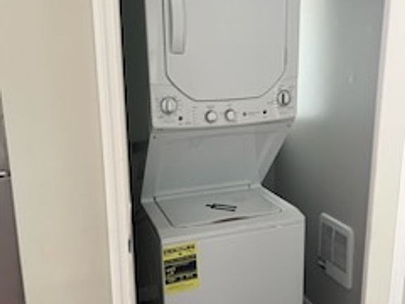 4th image of 717 Central Ave #1