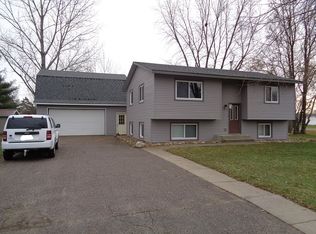 607 11th St SW, Little Falls, MN 56345