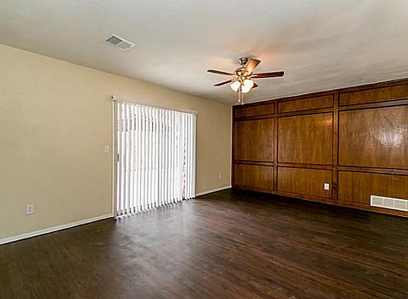 5th image of 709 N Anita Dr