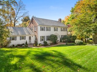 25 Farlow Rd, Newton, MA 02458