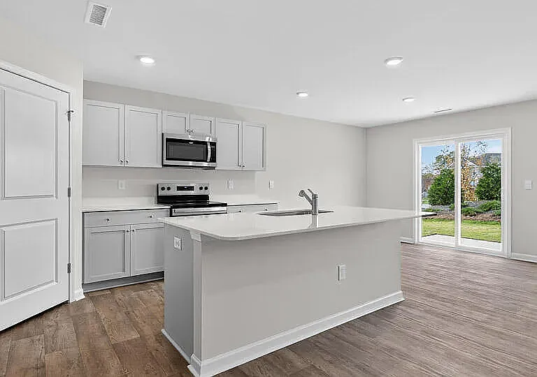 3608 Turney Dr — Photo 6