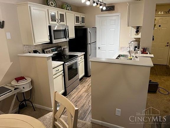 4th image of 7335 Chatham Ct