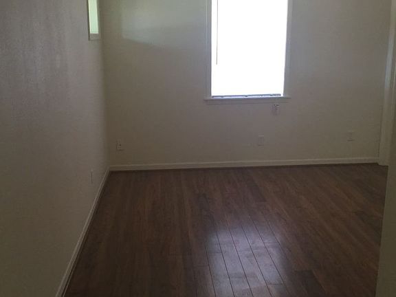 4th image of 1601 S College Ave APT 7
