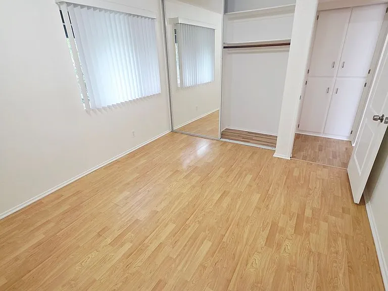 319 Concord St — Photo 11