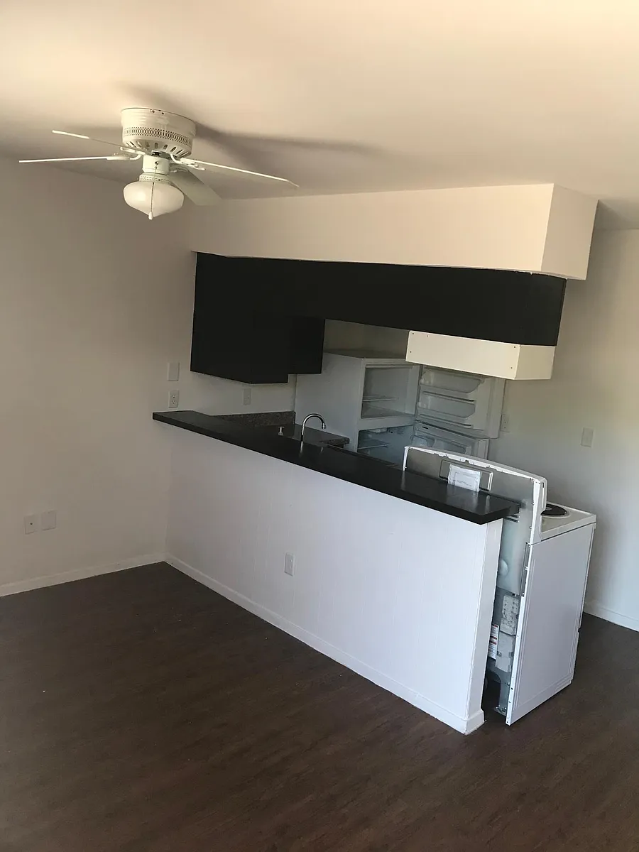 Building Photo - 706 Denson Dr #207