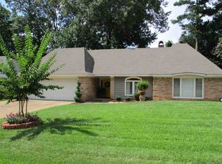 1482 Kristen Dr, Jackson, MS 39211