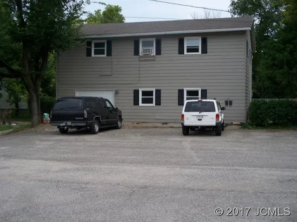 946 Saddle Tree Ln, Madison, IN 47250
