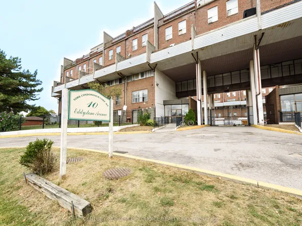 10 Eddystone Ave #108, Toronto, ON M3N 2T2