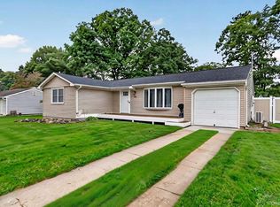 368 Randall Road, Ridge, NY 11961