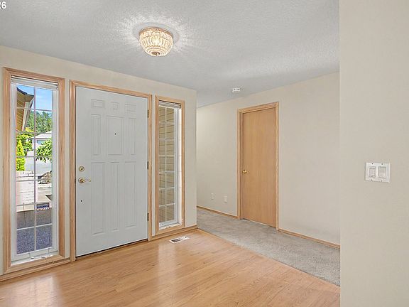 5th image of 15803 SE 27th Cir