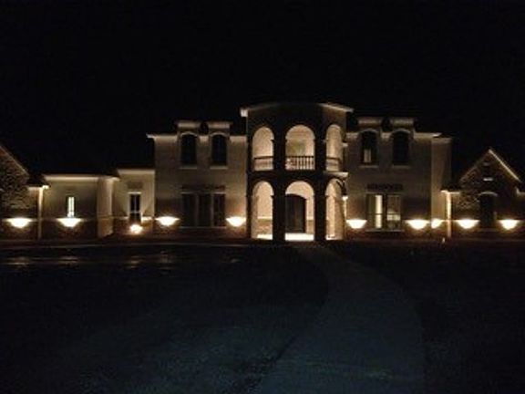 3rd image of 7031 Flagstone Cir