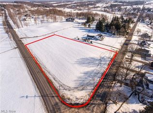 Orrville St NW, North Lawrence, OH 44666