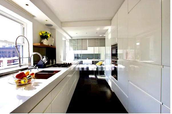 Rented by Bond New York | media 30