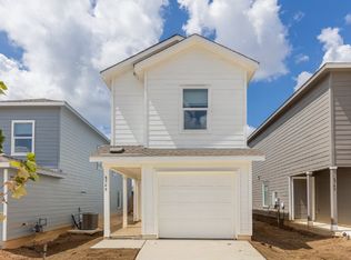6749 Marble Rdg, Elmendorf, TX 78112