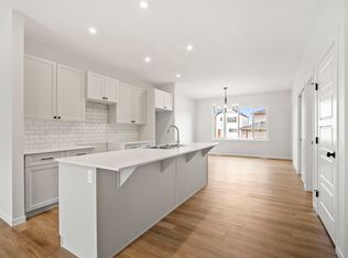 1224 McLeod Ave, Spruce Grove, AB T7X 4B7